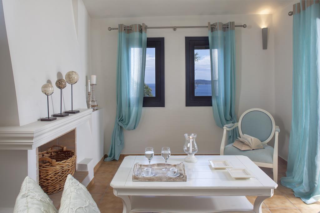 Aegean Suites (Adults Only) Megáli Ámosz Kültér fotó