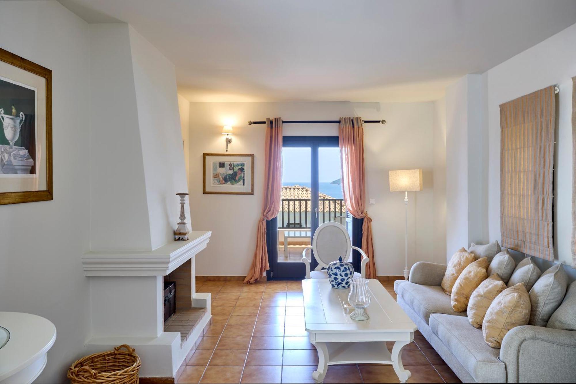 Aegean Suites, Santikos Collection (Adults Only) Megáli Ámosz Kültér fotó